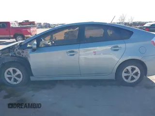 2013 Toyota Prius One with VIN JTDKN3DU7D1734725, listed as a IAAI auction lot 41702527 with 188,983 mi miles. Bid and sale history available at carsss.com. Image 14.