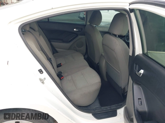 2016 Kia Forte EX with VIN KNAFX4A82G5450616, listed as a IAAI auction lot 42107042 with 131,419 mi miles. Bid and sale history available at carsss.com. Image 8.