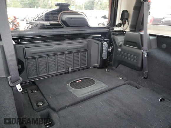 2020 Jeep Wrangler Rubicon с VIN 1C4HJXCG4LW175807, выставлен на аукционе Copart как лот 79909184 с пробегом 56 935 миль миль и Списание • Salvage title. История ставок и продаж доступна на DreamBid. Изображение 11.