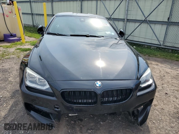 2014 BMW M6 z VIN WBSLX9C54ED160430, wystawiony jako Copart lot #66270794 z przebiegiem 92 025 mil mil oraz Szkoda całkowita • Salvage title. Historia ofert i sprzedaży dostępna na DreamBid. Obrazek 5.