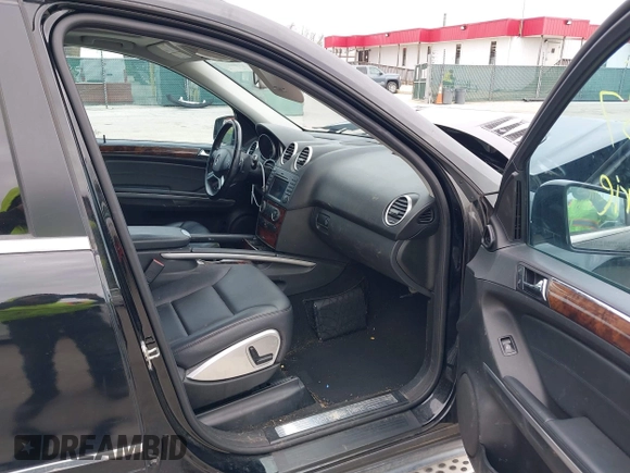 2011 Mercedes-Benz M 350 z VIN 4JGBB8GB1BA723079, wystawiony jako IAAI lot #41951237 z przebiegiem 182 577 mil mil oraz . Historia ofert i sprzedaży dostępna na DreamBid. Obrazek 5.