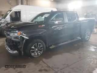 2022 Chevrolet Silverado 1500 LT with VIN 1GCUDDED8NZ537551, listed as a IAAI auction lot 41538996 with 34,083 mi miles and . Bid and sale history available at DreamBid. Image 2.