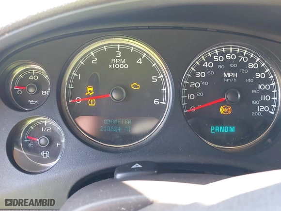 2008 GMC Yukon Denali with VIN 1GKFK63888J136525, listed as a IAAI auction lot 41975399 with 210,624 mi miles. Bid and sale history available at carsss.com. Image 7.