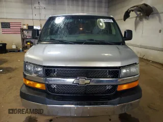 2007 Chevrolet Express Passenger z VIN 1GAHG39U171117105, wystawiony jako Copart lot #56726265 z przebiegiem 264 871 mil mil oraz Czysty tytuł • Clean title. Historia ofert i sprzedaży dostępna na DreamBid. Obrazek 5.
