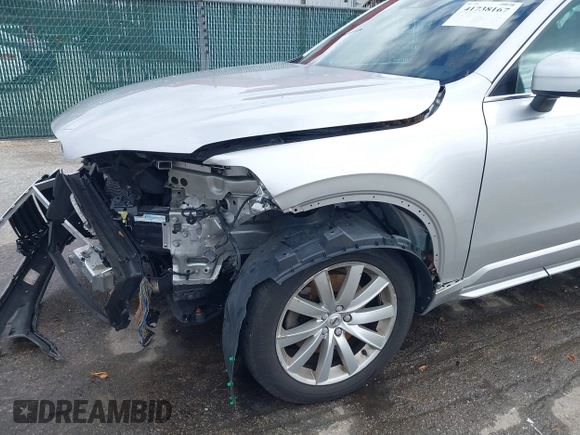 2018 Volvo XC90 Momentum с VIN YV4A22PK1J1190501, выставлен на аукционе IAAI как лот 41738167 с пробегом 146 933 миль миль и . История ставок и продаж доступна на DreamBid. Изображение 6.