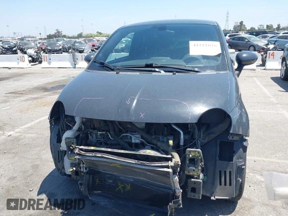 2016 FIAT 500e z VIN 3C3CFFGE7GT245962, wystawiony jako IAAI lot #42211026 z przebiegiem 55 620 mil mil oraz . Historia ofert i sprzedaży dostępna na DreamBid. Obrazek 6.