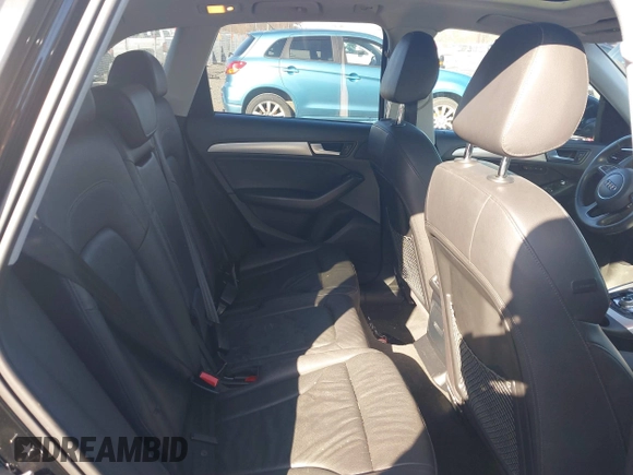 2014 Audi Q5 Premium Plus with VIN WA1LFAFPXEA073202, listed as a IAAI auction lot 41823284 with 98,779 mi miles. Bid and sale history available at carsss.com. Image 8.