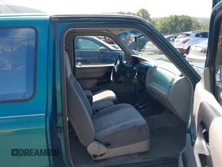 1996 Ford Ranger XL with VIN 1FTCR14U1TTA60443, listed as a IAAI auction lot 42855107 with 115,934 mi miles and . Bid and sale history available at DreamBid. Image 5.