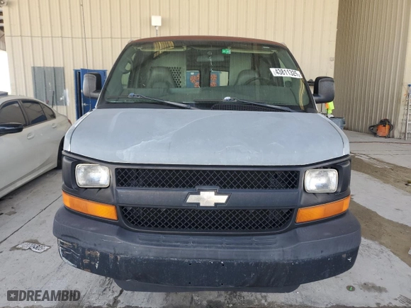 2007 Chevrolet Express Cargo Van with VIN 1GCFG15X071253518, listed as a Copart auction lot 43811325 with 236,388 mi miles and Clean Title. Bid and sale history available at carsss.com. Image 5.