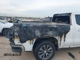 2019 Chevrolet Silverado 1500 LT with VIN 3GCUYDED7KG156676, listed as a IAAI auction lot 41329709 with 125,990 mi miles. Bid and sale history available at carsss.com. Image 6.