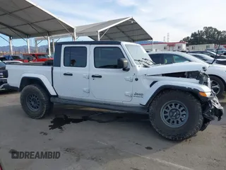 2021 Jeep Gladiator High Altitude с VIN 1C6HJTFGXML504007, выставлен на аукционе IAAI как лот 41388706 с пробегом 70 584 миль миль и . История ставок и продаж доступна на DreamBid. Изображение 13.