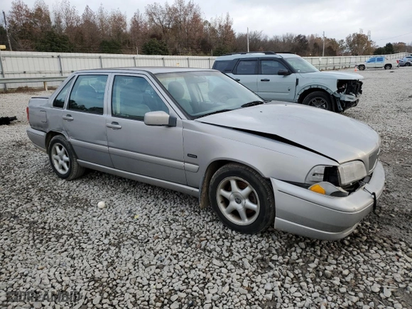 1998 Volvo S70 with VIN YV1LS5547W2436156, listed as a Copart auction lot 84629244 with 0 mi miles and Salvage Title. Bid and sale history available at carsss.com. Image 4.