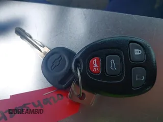 2007 Chevrolet Suburban LT z VIN 1GNFK163X7J289542, wystawiony jako IAAI lot #42054920 z przebiegiem 146 702 mil mil oraz . Historia ofert i sprzedaży dostępna na DreamBid. Obrazek 11.
