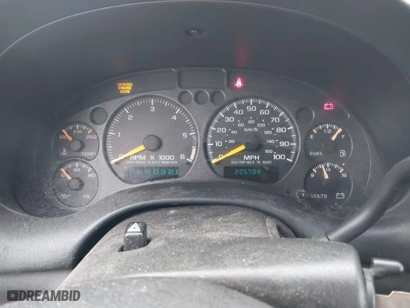 2000 Chevrolet Blazer LT with VIN 1GNDT13W3Y2367500, listed as a IAAI auction lot 41617129 with 205,794 mi miles. Bid and sale history available at carsss.com. Image 7.