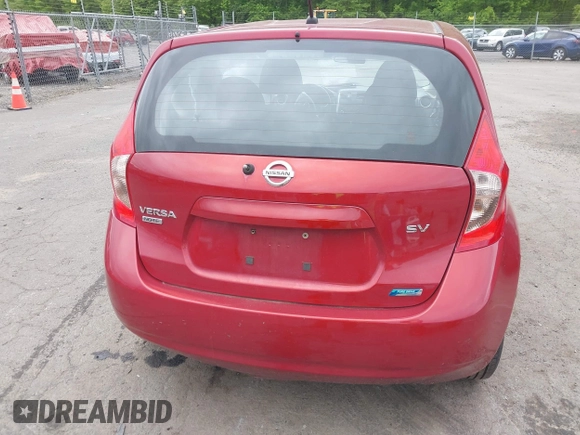 2014 Nissan Note SV z VIN 3N1CE2CPXEL394560, wystawiony jako IAAI lot #42318947 z przebiegiem 162 062 mil mil oraz . Historia ofert i sprzedaży dostępna na DreamBid. Obrazek 16.
