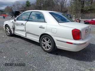 2004 Hyundai XG350 with VIN KMHFU45E74A295703, listed as a IAAI auction lot 41812146 with 176,111 mi miles. Bid and sale history available at carsss.com. Image 3.