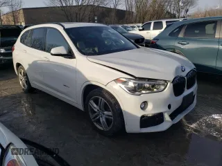 2017 BMW X1 xDrive28i with VIN WBXHT3C3XH5F77236, listed as a Copart auction lot 46406215 with 156,446 mi miles and Salvage Title. Bid and sale history available at DreamBid. Image 4.
