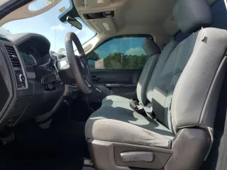 2018 Ram 1500 Express z VIN 3C6JR6AT6JG158188, wystawiony jako Copart lot #43374665 z przebiegiem 121 672 mil mil oraz Szkoda całkowita • Salvage title. Historia ofert i sprzedaży dostępna na DreamBid. Obrazek 7.
