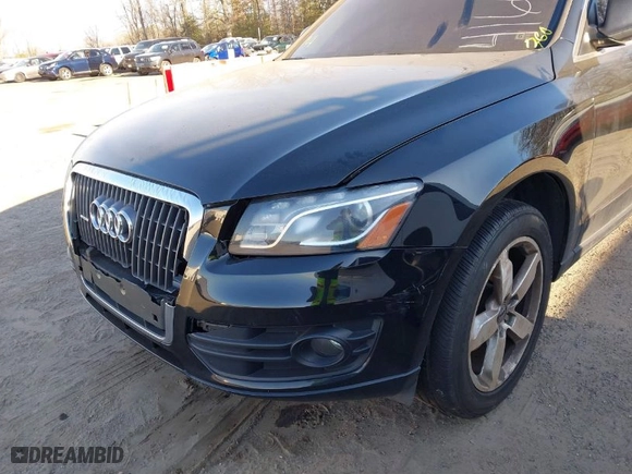 2012 Audi Q5 2.0T Premium Plus with VIN WA1LFAFP1CA121845, listed as a IAAI auction lot 41665896 with 176,206 mi miles. Bid and sale history available at carsss.com. Image 6.
