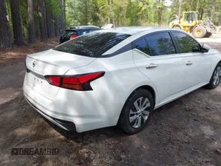 2020 Nissan Altima S с VIN 1N4BL4BV3LC120481, выставлен на аукционе IAAI как лот 42115519 с пробегом 68 779 миль миль и . История ставок и продаж доступна на DreamBid. Изображение 4.