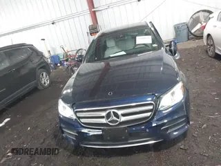 2019 Mercedes-Benz E 450 with VIN WDDZH6JB2KA609306, listed as a IAAI auction lot 41619816 with 55,593 mi miles and . Bid and sale history available at DreamBid. Image 12.