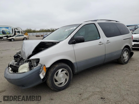 2001 Toyota Sienna LE with VIN 4T3ZF13C71U399066, listed as a Copart auction lot 85601134 with 81,233 mi miles and Salvage Title. Bid and sale history available at carsss.com. Image 1.