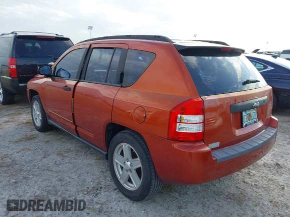 2008 Jeep Compass Sport with VIN 1J8FT47048D558171, listed as a IAAI auction lot 40563245 with 115,301 mi miles. Bid and sale history available at carsss.com. Image 3.