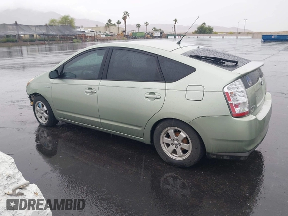 2008 Toyota Prius with VIN JTDKB20U983326407, listed as a IAAI auction lot 42192745 with Not Provided miles. Bid and sale history available at carsss.com. Image 3.