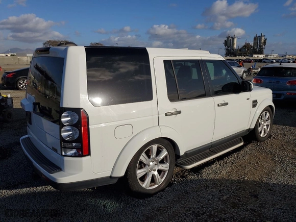2016 Land Rover LR4 HSE with VIN SALAG2V62GA798409, listed as a Copart auction lot 47644635 with NaN miles and Clean Title. Bid and sale history available at carsss.com. Image 3.