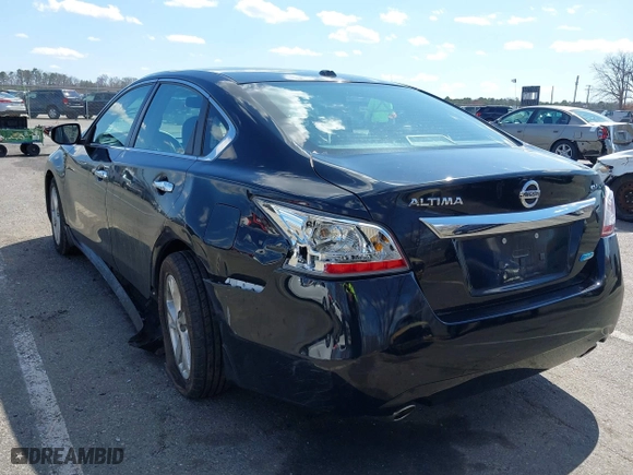2013 Nissan Altima 2.5 SL with VIN 1N4AL3AP5DN503398, listed as a IAAI auction lot 41875760 with 47,684 mi miles. Bid and sale history available at carsss.com. Image 3.
