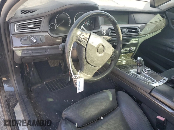 2011 BMW 7 Series 750Li xDrive с VIN WBAKC8C54BC432921, выставлен на аукционе Copart как лот 45334265 с пробегом 138 272 миль миль и Списание • Salvage title. История ставок и продаж доступна на DreamBid. Изображение 8.