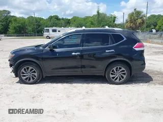 2016 Nissan Rogue SV z VIN KNMAT2MV8GP710455, wystawiony jako IAAI lot #41956161 z przebiegiem 134 612 mil mil oraz . Historia ofert i sprzedaży dostępna na DreamBid. Obrazek 14.