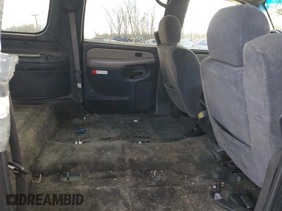 2002 Chevrolet Suburban Z71 with VIN 3GNFK16ZX2G298434, listed as a Copart auction lot 43641805 with 0 mi miles and Salvage Title. Bid and sale history available at carsss.com. Image 11.