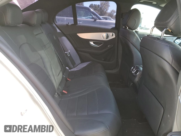 2019 Mercedes-Benz C 300 с VIN 55SWF8DB9KU313733, выставлен на аукционе Copart как лот 57355745 с пробегом 42 301 миль миль и Списание • Salvage title. История ставок и продаж доступна на DreamBid. Изображение 10.