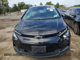 2023 Chevrolet Bolt EV 2LT z VIN 1G1FX6S06P4144749, wystawiony jako Copart lot #71944924 z przebiegiem 25 541 mil mil oraz Nie do naprawy. Historia ofert i sprzedaży dostępna na DreamBid. Obrazek 5.