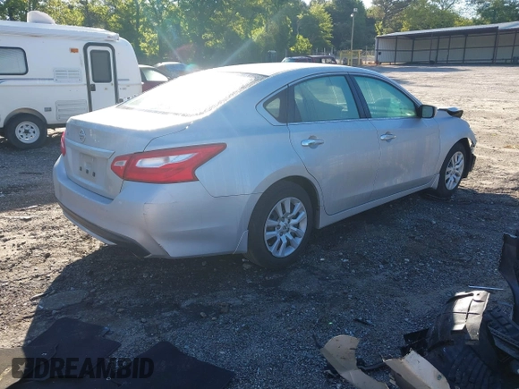 2016 Nissan Altima S z VIN 1N4AL3AP2GN392359, wystawiony jako IAAI lot #42187237 z przebiegiem 170 107 mil mil oraz . Historia ofert i sprzedaży dostępna na DreamBid. Obrazek 4.