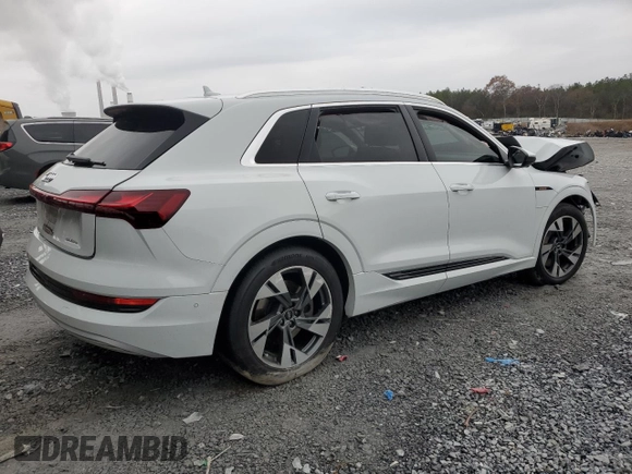 2021 Audi e-tron Premium Plus with VIN WA1LAAGE7MB015990, listed as a Copart auction lot 85205754 with 37,070 mi miles and Salvage Title. Bid and sale history available at DreamBid. Image 3.