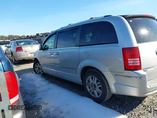 2009 Chrysler Town & Country Limited with VIN 2A8HR64X59R600947, listed as a IAAI auction lot 41385494 with 256,709 mi miles. Bid and sale history available at carsss.com. Image 3.