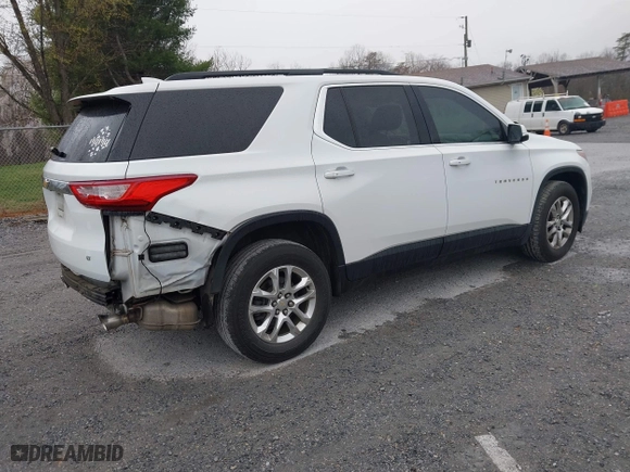 2019 Chevrolet Traverse LT Cloth with VIN 1GNERGKW0KJ221320, listed as a IAAI auction lot 41827836 with 151,893 mi miles. Bid and sale history available at carsss.com. Image 4.