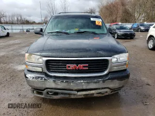 2002 GMC Yukon SLT z VIN 1GKEK13Z52R197329, wystawiony jako Copart lot #53345605 z przebiegiem 307 578 mil mil oraz Czysty tytuł • Clean title. Historia ofert i sprzedaży dostępna na DreamBid. Obrazek 5.