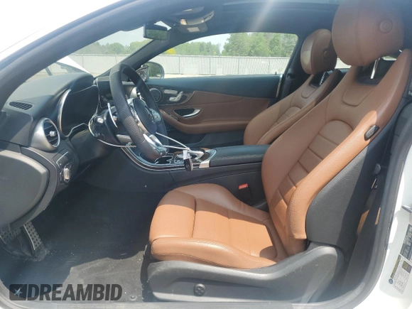 2019 Mercedes-Benz C 300 z VIN WDDWJ8EB2KF784221, wystawiony jako Copart lot #60620735 z przebiegiem 61 434 mil mil oraz Czysty tytuł • Clean title. Historia ofert i sprzedaży dostępna na DreamBid. Obrazek 7.