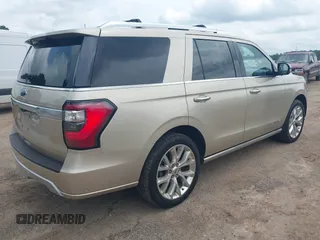 2018 Ford Expedition Platinum with VIN 1FMJU1MT6JEA33748, listed as a IAAI auction lot 42144346 with 188,585 mi miles. Bid and sale history available at carsss.com. Image 4.