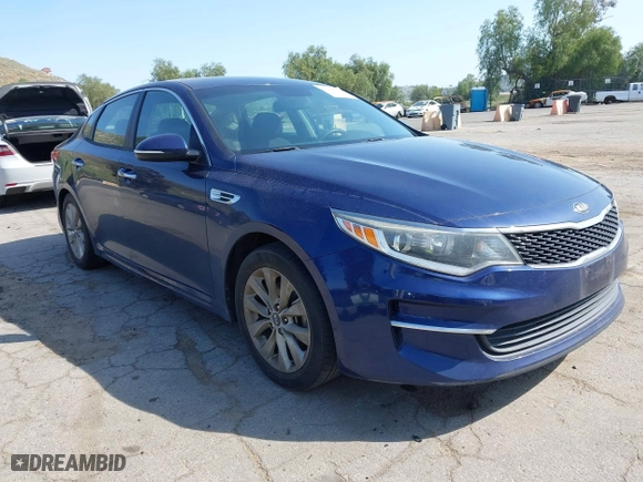 2018 Kia Optima LX with VIN 5XXGT4L31JG268493, listed as a IAAI auction lot 41965277 with 97,458 mi miles. Bid and sale history available at carsss.com. Image 1.