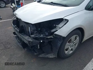 2015 Kia Forte LX with VIN KNAFX4A64F5429778, listed as a IAAI auction lot 41732846 with 167,253 mi miles. Bid and sale history available at carsss.com. Image 14.