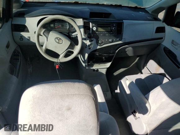 2013 Toyota Sienna L with VIN 5TDZK3DC2DS327428, listed as a Copart auction lot 86815684 with 0 mi miles and Salvage Title. Bid and sale history available at carsss.com. Image 8.
