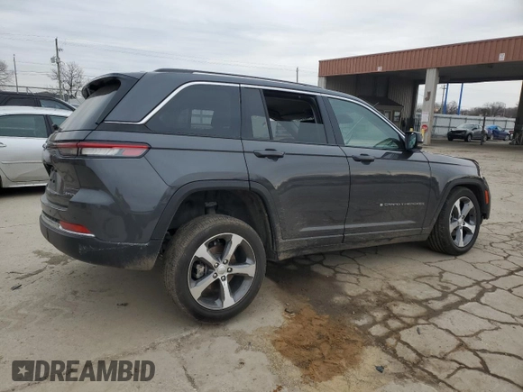 2024 Jeep Grand Cherokee Limited with VIN 1C4RJHBG8RC697037, listed as a Copart auction lot 47288305 with 6,971 mi miles and Salvage title. Bid and sale history available at DreamBid. Image 3.