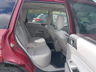 2011 Subaru Forester X Premium с VIN JF2SHBDC2BH752158, выставлен на аукционе IAAI как лот 42215594 с пробегом 175 014 миль миль и . История ставок и продаж доступна на DreamBid. Изображение 8.