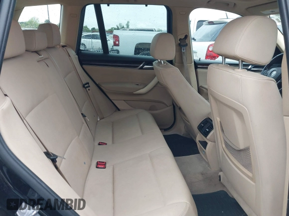 2015 BMW X3 xDrive28i z VIN 5UXWX9C58F0D47085, wystawiony jako IAAI lot #41898918 z przebiegiem 110 202 mil mil oraz . Historia ofert i sprzedaży dostępna na DreamBid. Obrazek 8.
