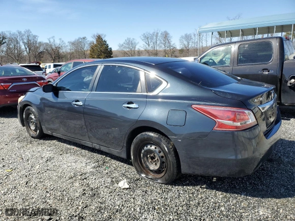 2013 Nissan Altima 2.5 SL with VIN 1N4AL3AP9DN419696, listed as a Copart auction lot 46514475 with 206,127 mi miles and Salvage Title. Bid and sale history available at carsss.com. Image 2.