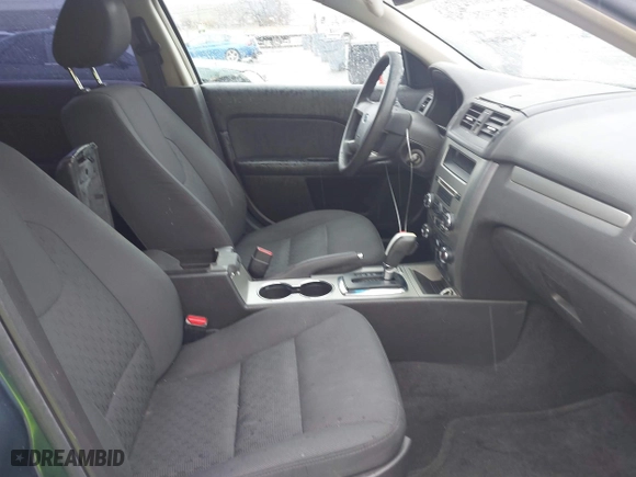 2012 Ford Fusion SE with VIN 3FAHP0HA7CR218880, listed as a IAAI auction lot 41816975 with 175,491 mi miles. Bid and sale history available at carsss.com. Image 5.